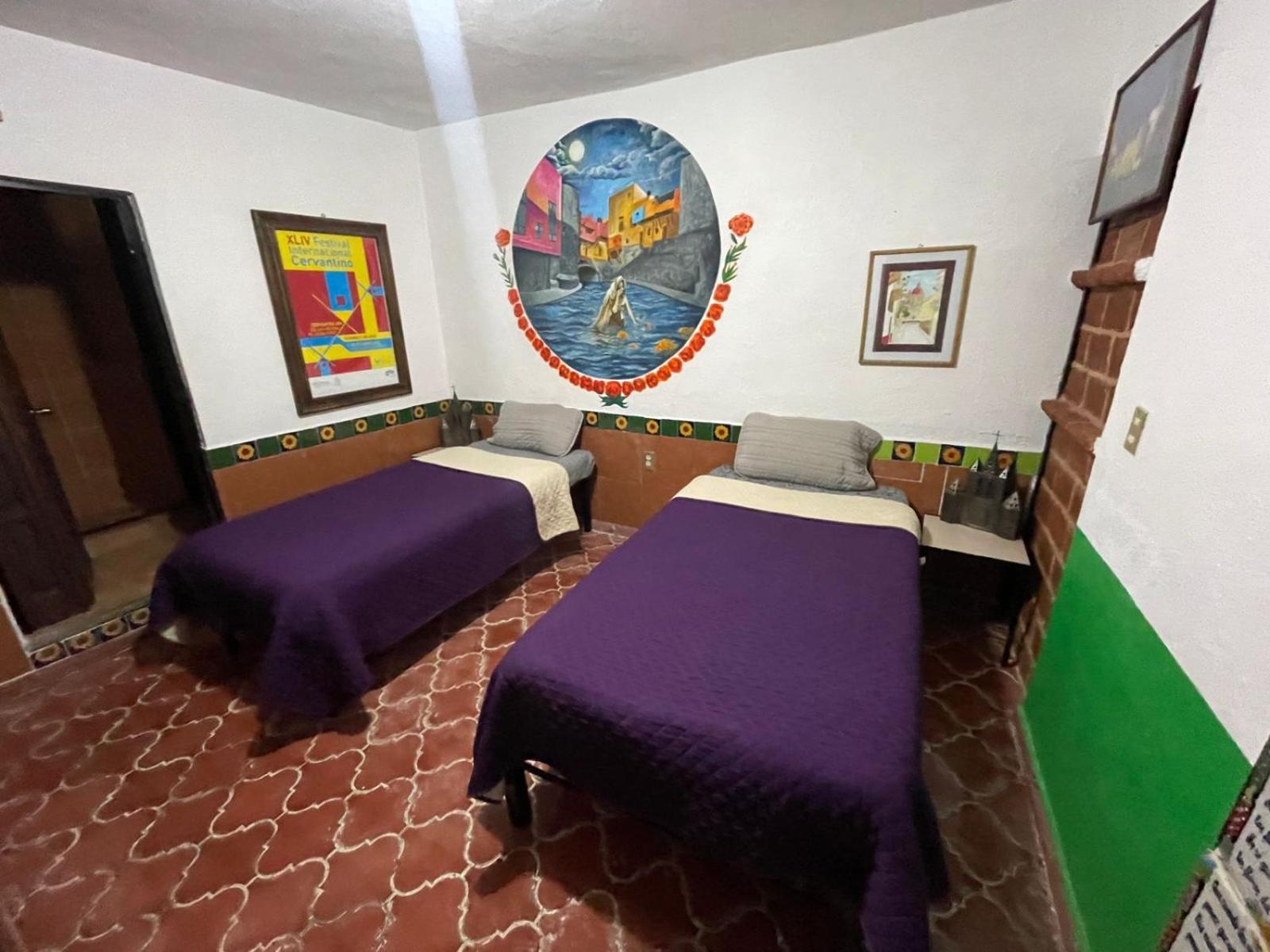 Hostal Casa De Dante Guanajuato Exterior photo
