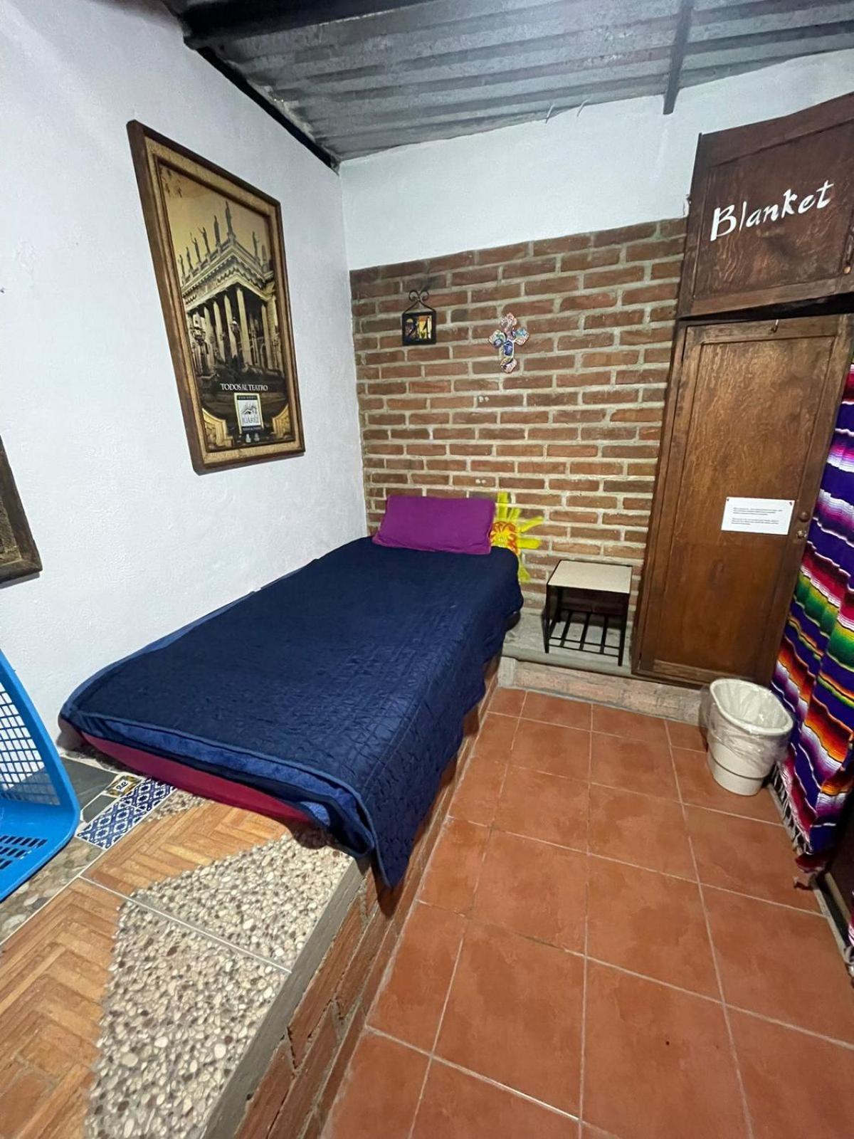 Hostal Casa De Dante Guanajuato Exterior photo